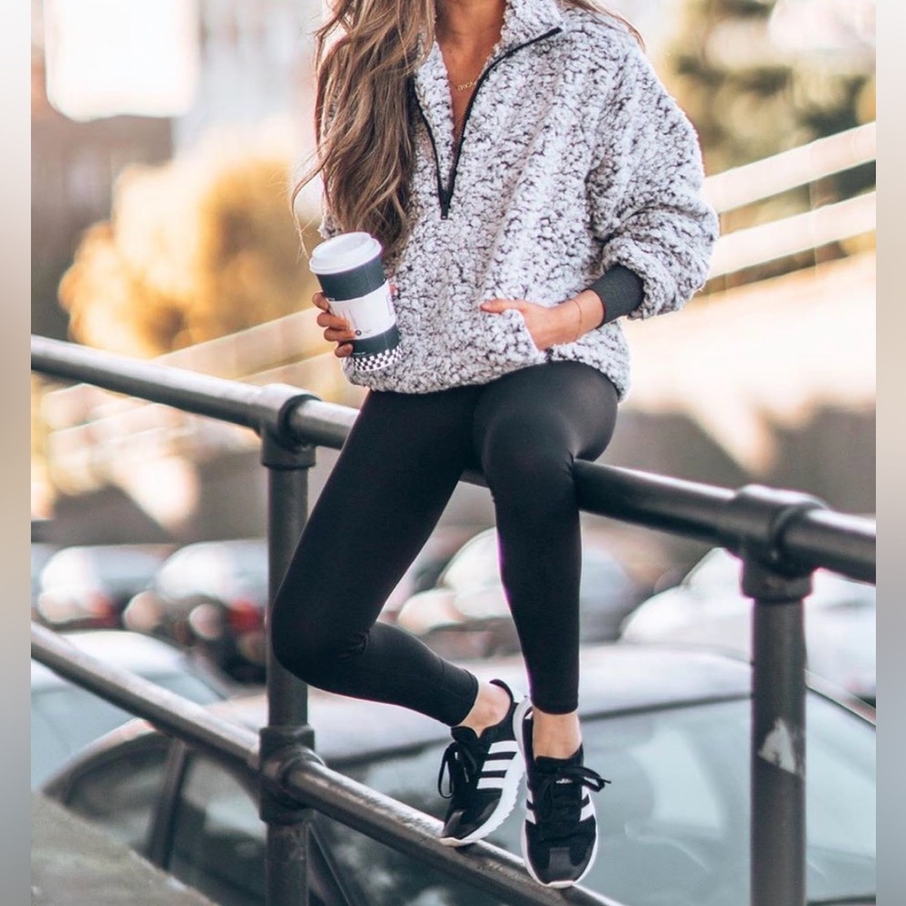 Express Soft Sherpa Pullover